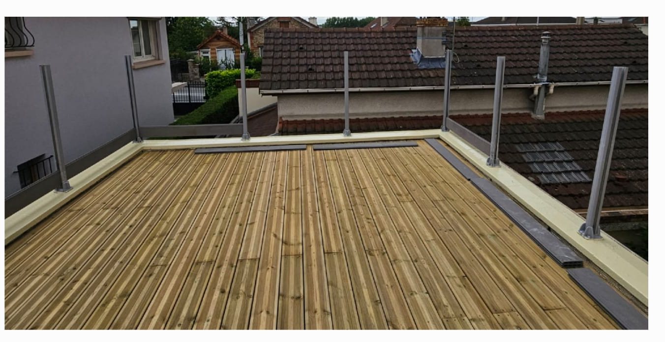 Terrasse bois sur plots